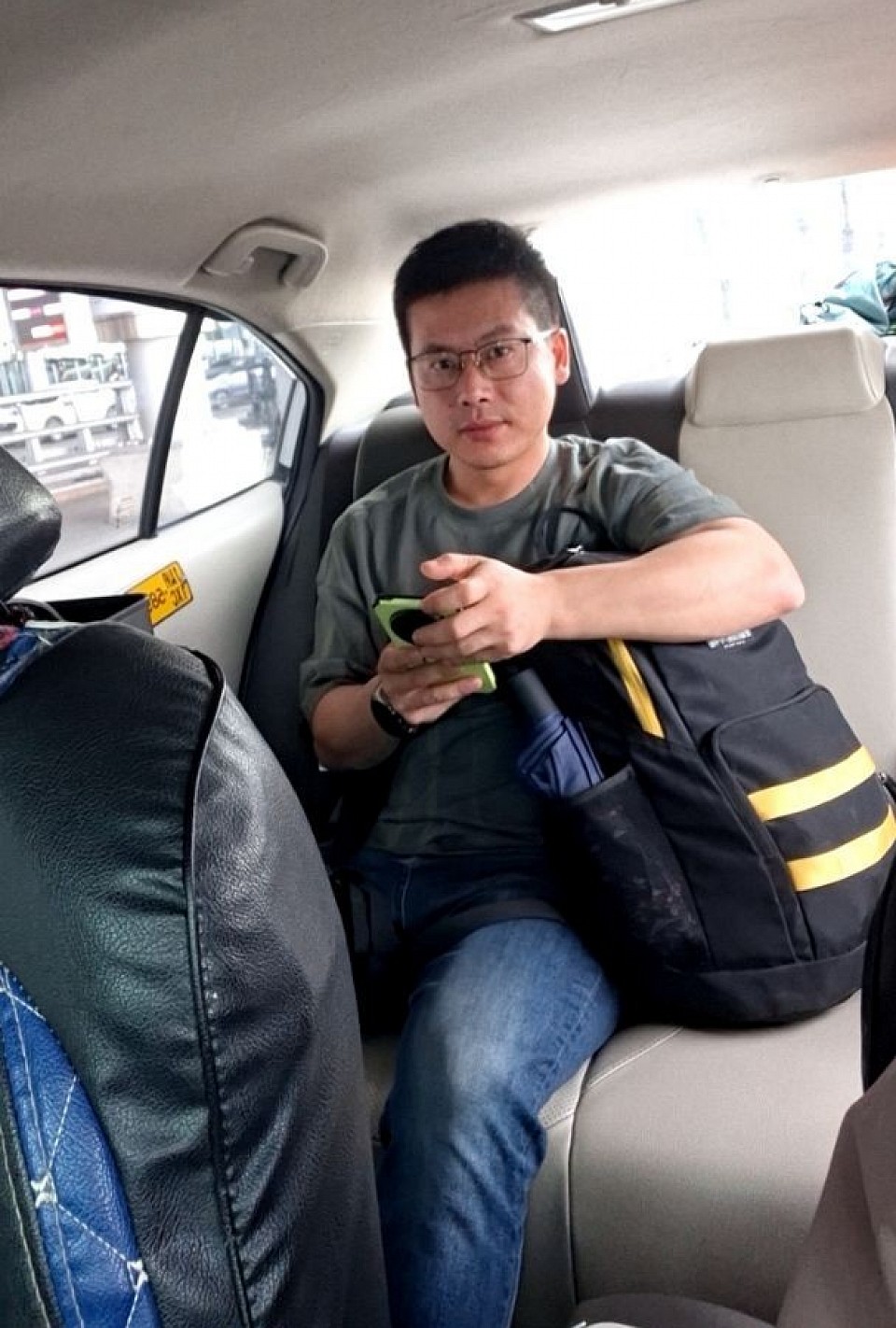 รับลูกค้าจากร้อยเอ็ดไปสนามบินร้อยเอ็ด